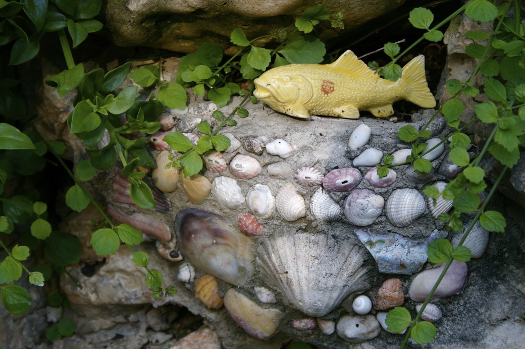 grotto fish seashells mosaic